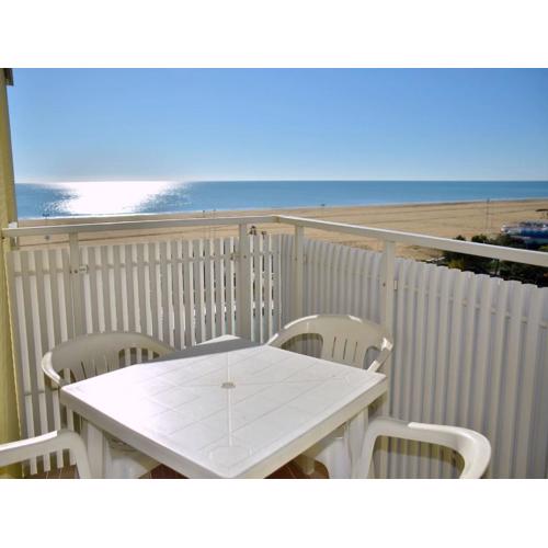 Renewed flat with seaview - Beahost