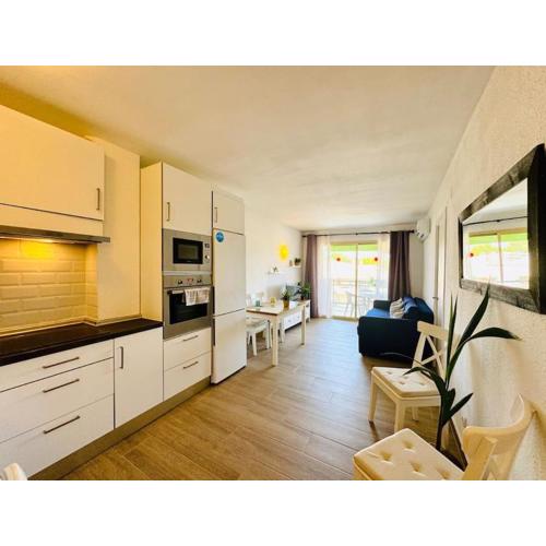 Renovado y moderno espacio con piscina y vistas