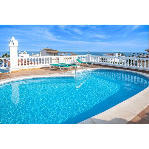Renovated 2 bedroom in Nerja Center, Carabeo area