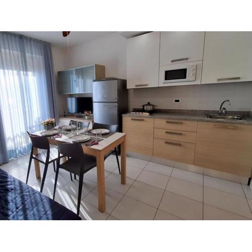 Renovated flat for 5 guests with sea view balcony in Caorle