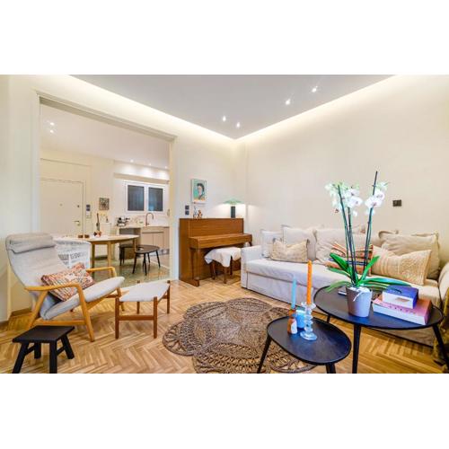 Renovated Kallimarmaro Apt in Athens Historic center