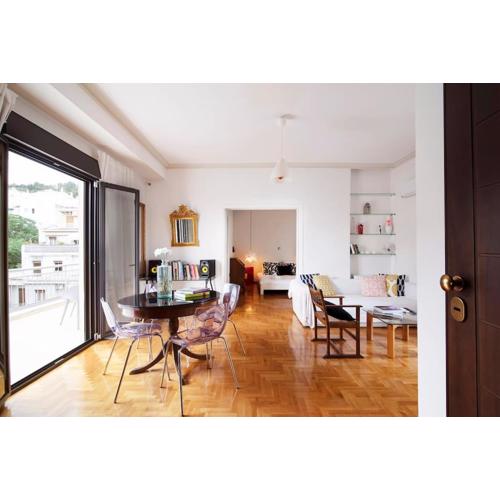 Renovated Penthouse with Stunning Views