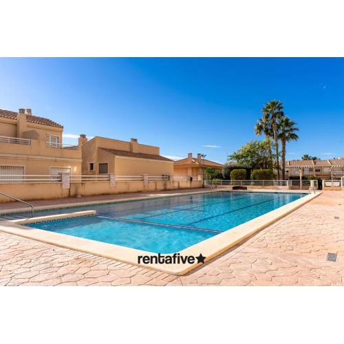 rentafive - Apartamento del Mar - Piscina - Vistas