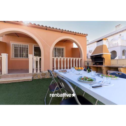 rentafive - Bungalow - Terraza - Piscina