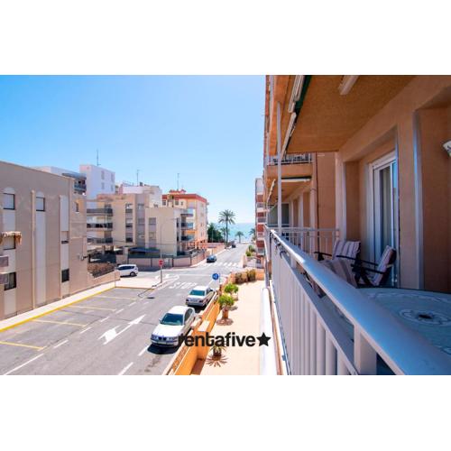 rentafive - Frente a Centro Comercial - Reformado