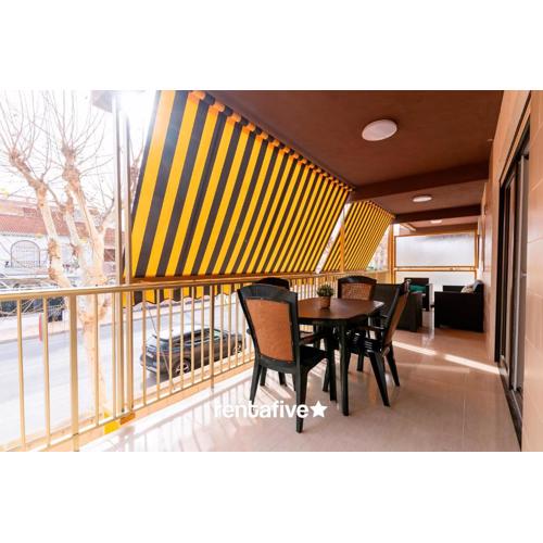 rentafive - Parking - Reformada - Terraza