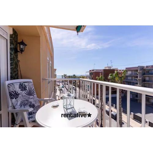 rentafive - Reformado - Vistas - 1 min playa