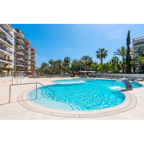 Rentalmar Salou Playa Family Suites & Pool