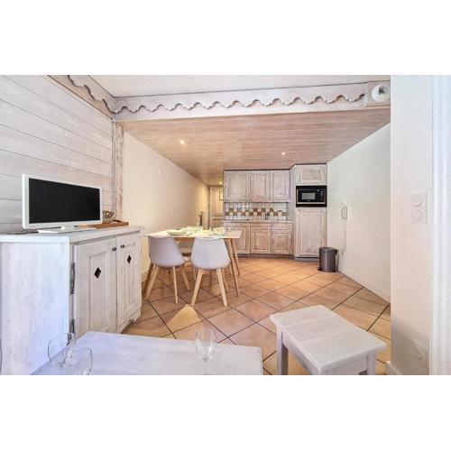 Résidence Alpages De Reberty - Appartement rénové et lumineux· Proche des pistes · Balcon · Piscine MAE-1674