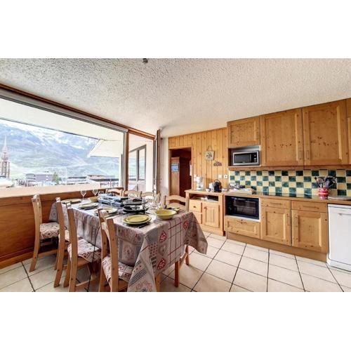 Résidence Aravis - Appartement spacieux · Skis aux pieds · Balcon vue station MAE-0244