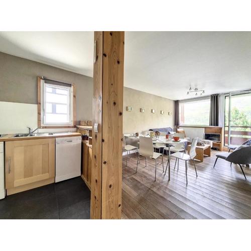 Résidence Beaufortain - Appartement spacieux et renové · Centre station · Balcon MAE-2094
