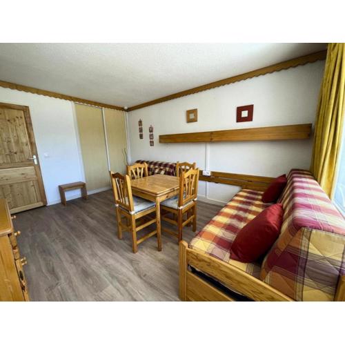 Résidence Chaviere - Studio 4 pers à la Croisette - vue sur les pistes - accès 3 Vallées MAE-5464