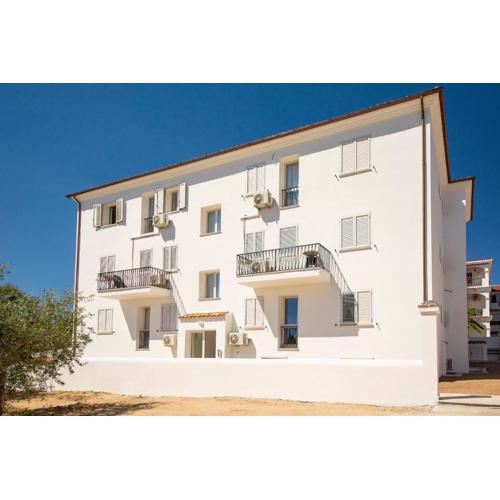 Residence in Orosei, apartments 4 beds with air conditioning