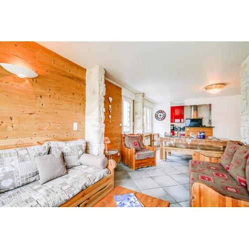 Résidence Le Bec Rouge - Appartement de charme 3 pièces 8 personnes à Tignes au pied des pistes et proche des commerces dans le quartier du Lac. Vue impr MAE-1681