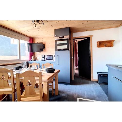Résidence Les Lauzes - Appartement rénové · Départ et retour ski aux pieds MAE-0454