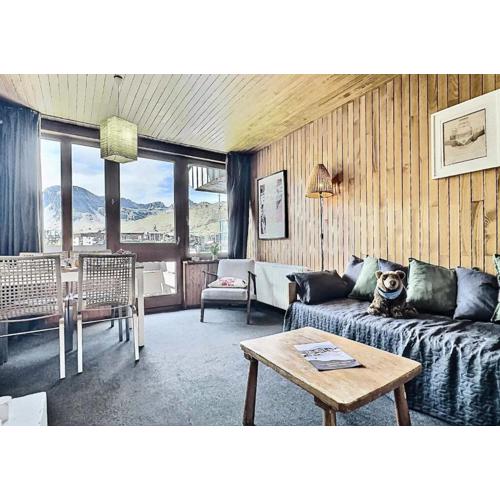 Résidence Lot 300 A Et B - Appartement 2 pièces 4 personnes proche des pistes et des commerces dans le quartier du Lavachet. Situé au 4ème étage d\