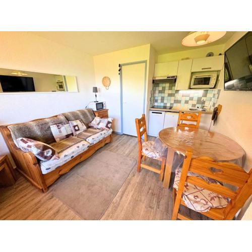 Résidence Necou - Charmant appartement 3 pers aux Menuires au pied des pistes MAE-5864