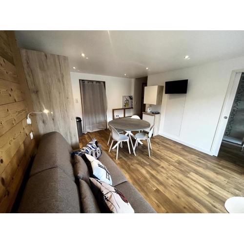 Résidence Oisans - Studio rénové avec coin montagne, balcon exposé Sud MAE-5174