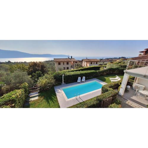 Residence Olivi - Panorama Lake View, Pool, Terrace, Garden, Wifi