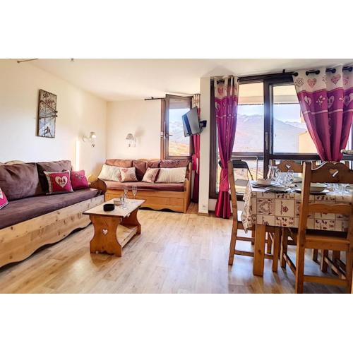 Résidence Origanes - Appartement confortable · Départ et retour skis aux pieds · Balcon Parking inclus MAE-1034