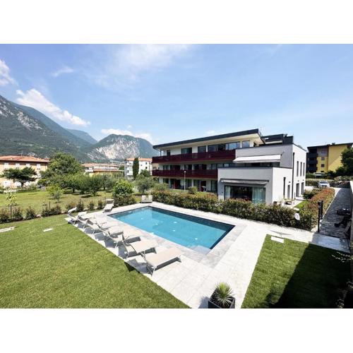 Residence Zangirolami - Luxury Garden and Balcony Apartments