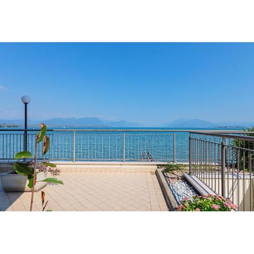 Residenza Miralago II by Wonderful Italy