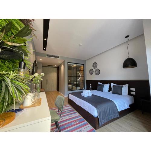 Retreat Apartments