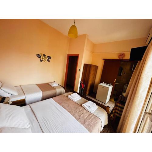 Retro Rooms