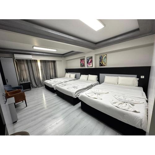 Retrol Hotel