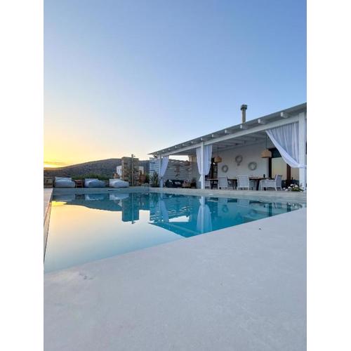 Revery Villa