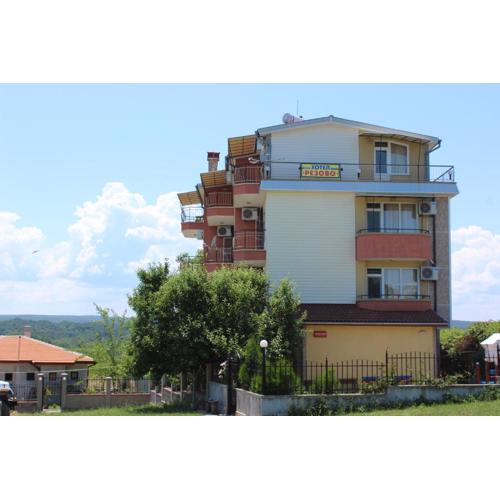 Rezovo Family Hotel