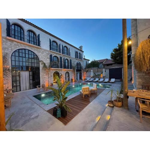 Rhea Alaçatı Boutique Hotel