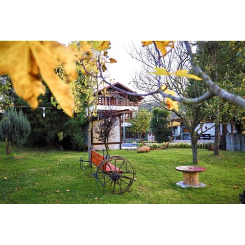 Rif Sapanca - Adult Only