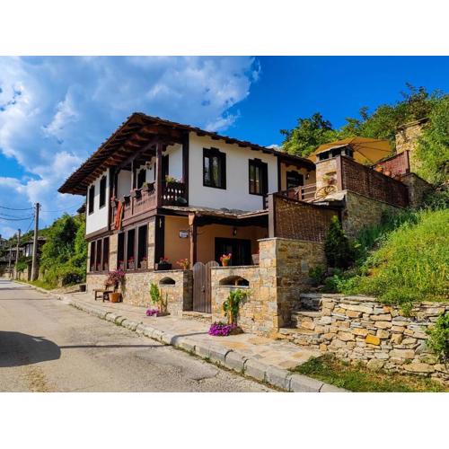 Rimovata Kashta Guest House