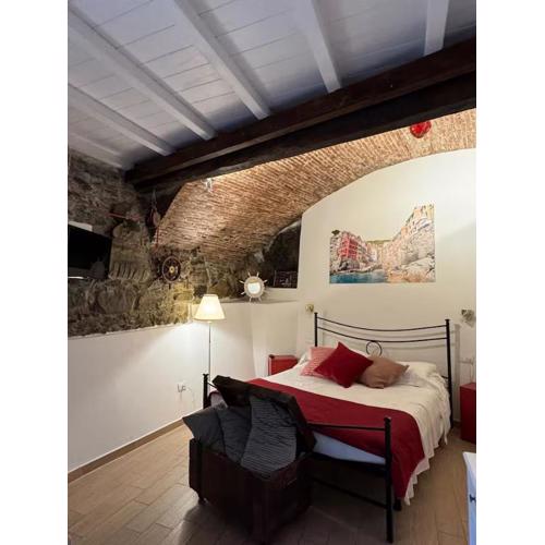 Rio Alba red loft - holiday house - Riomaggiore 5terre
