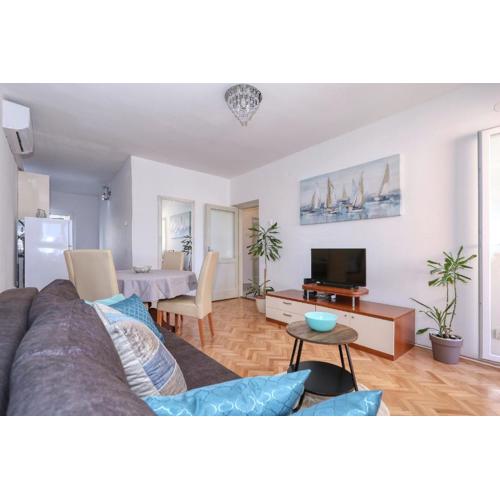 Rita Sea View apartment