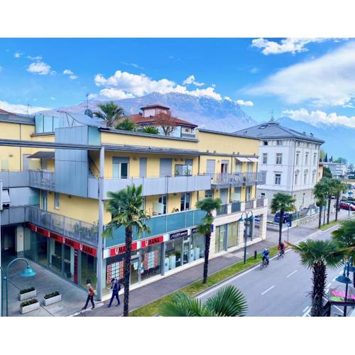 Riva Central Apartment - Free Parking