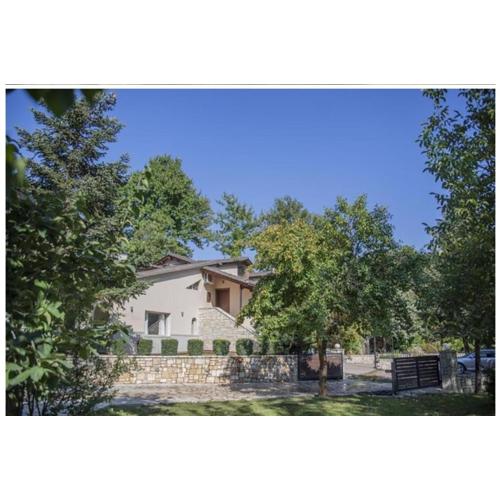 River Country Homes