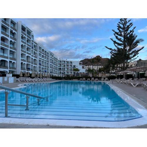 Riviera Paradise