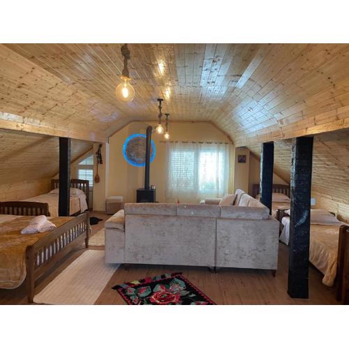 Riza Guest House