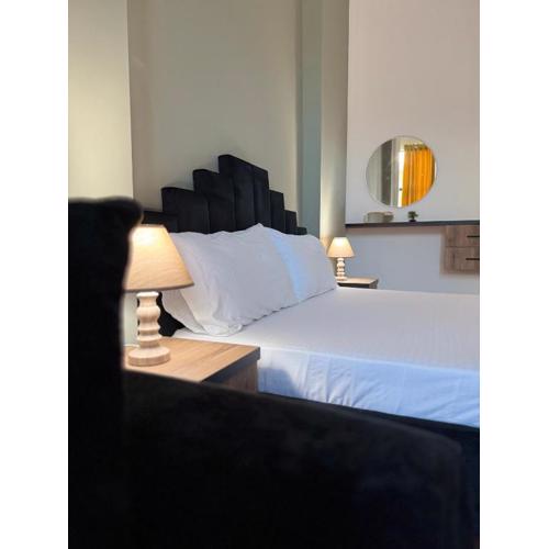 R&M modern city center apartment Exlusive location
