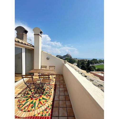 RO 3FL Penthouse, Old Town Corfu
