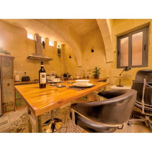 Roam Gozo - The Bunker - Stunning 1 Bed Farmhouse Condo - Rare Find!
