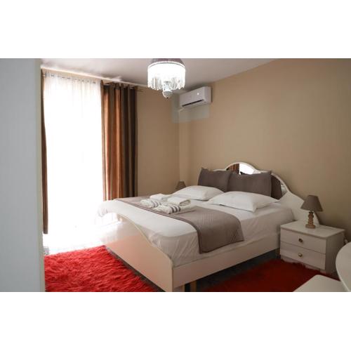 Robert Apartament Center
