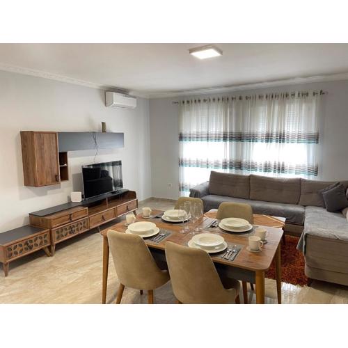 Roes Apartments