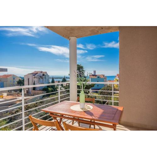 Rogina 1. sea view apartment