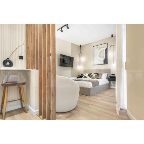 Romantic getaway studio in the center by REMS