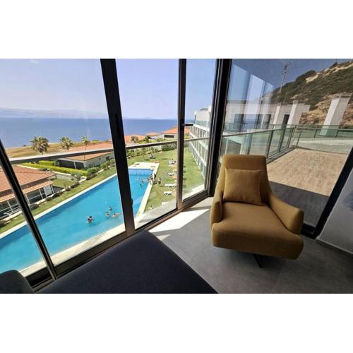 Romantic Sea and Chios View Flat