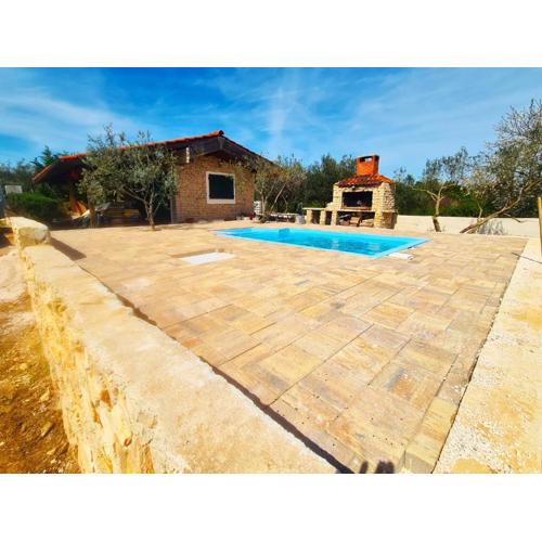 Romantic Villa Cherry