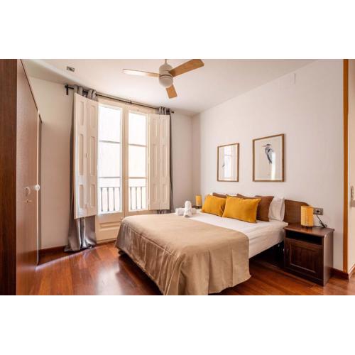 Ronda Sant Pere Private City Center 3Bedroom Suite C